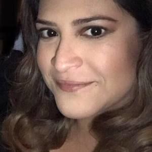 Meet your Posher, Iris